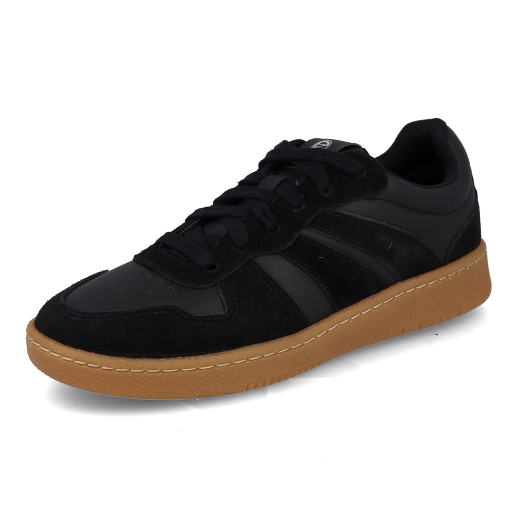 Tênis casual masculino preto com detalhes em couro e sola antiderrapante